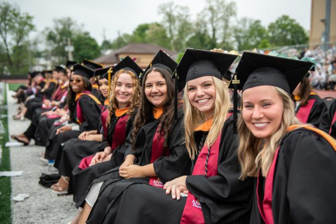 2023 Commencement at ϲʿapp